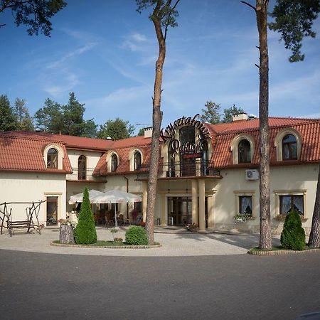 Krysztalowy Palacyk Kozienice Εξωτερικό φωτογραφία
